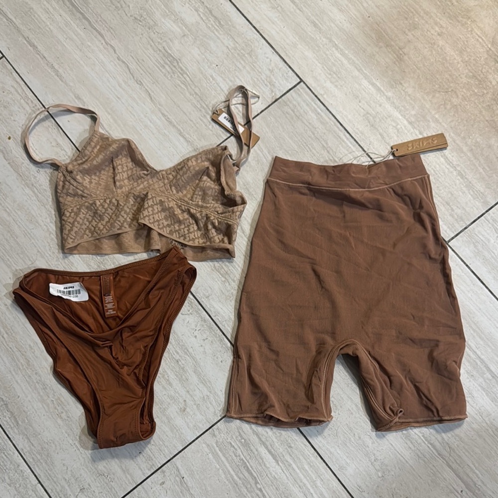 SKIMS Intimates Brown and Tan Bra Collection 💙💛🤙